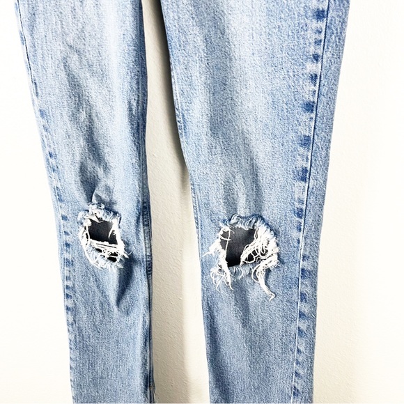 ZARA High Rise  Ripped Distressed Ankle Split Fray Hem Jeans, Size 0 - Picture 9 of 15